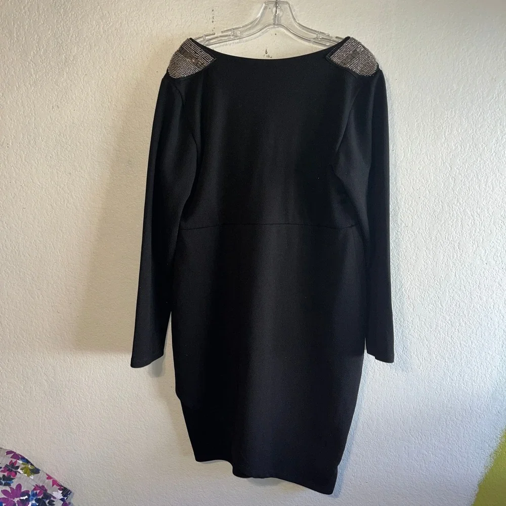 Rebel Wilson for Torrid Womens Black Faux Wrap Dress Size 2 Embellished Shoulder - Picture 10 of 11